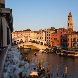 Riva Del Vin Boutique Hotel Venetië